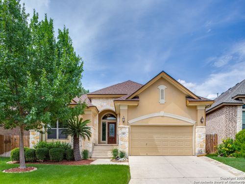 15 Cascade Gln, Hollywood Park, TX, 78232-1344 | Card Image