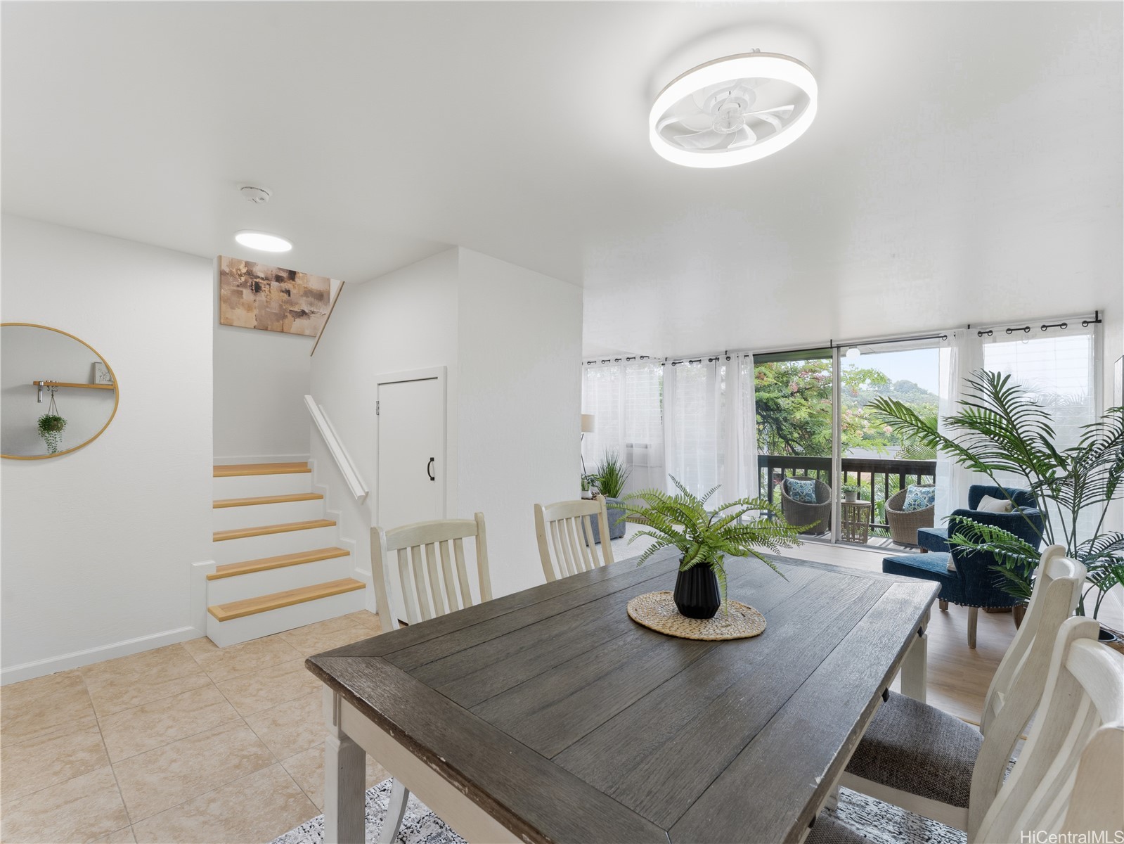 Residential in Aiea 4