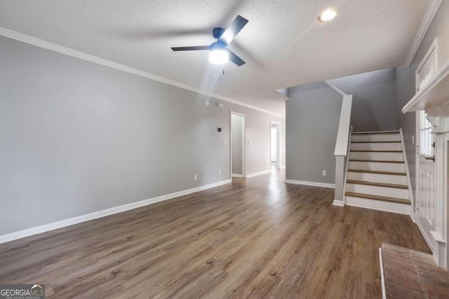 827 Mountain View Dr, House other with 4 bedrooms, 4 bathrooms and 4 parking in Stone Mountain GA | Image 4