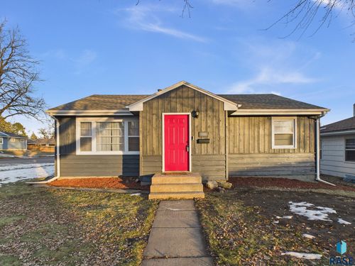2900 S Prairie View Cir, Sioux Falls, SD, 57108 | Card Image