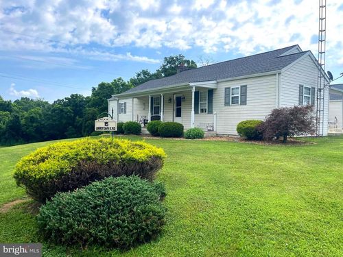 15 Ganotown East Rd, HEDGESVILLE, WV, 25427-6384 | Card Image