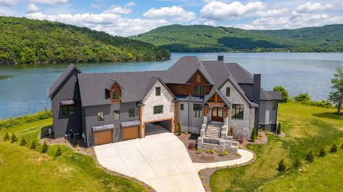 340 Edgewater Way, Jasper, TN, 37347-1759 | Card Image