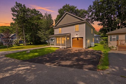 6 Ivy Ave, Old Orchard Beach, ME, 04064-1907 | Card Image