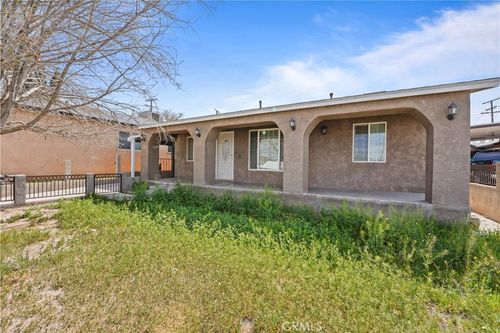 1120 W Buena Vista St, Barstow, CA, 92311 | Card Image