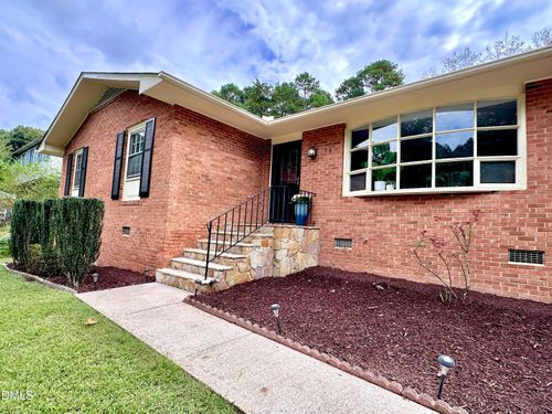 409 Sharon Rd, Chapel Hill, NC, 27517-7927 | Card Image
