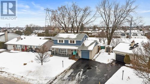 9 Aurora Crescent, Ottawa, ON, K2G0Z6 | Card Image