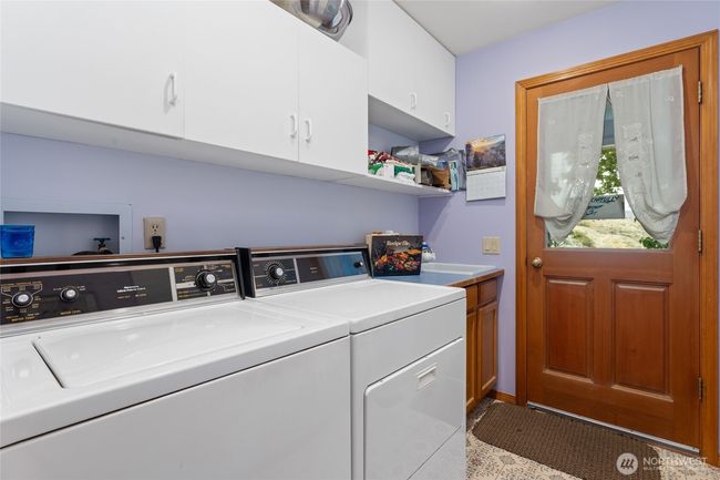 916 No See Um Rd, House other with 3 bedrooms, 3 bathrooms and 2 parking in Chelan WA | Image 25