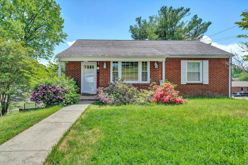 1223 Jeanette Ave, Vinton, VA, 24179-1812 | Card Image