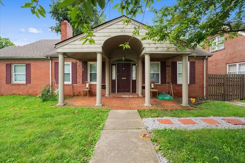 325 S 3rd St, Richmond, KY, 40475-2105 | Card Image