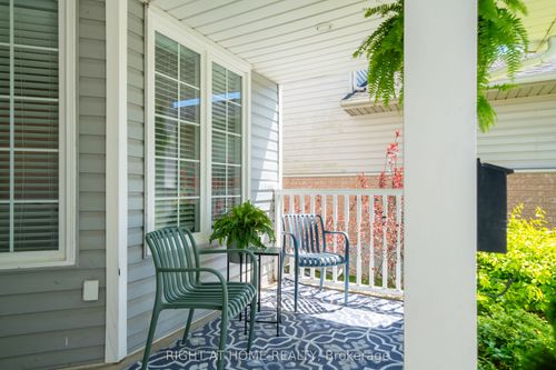 46 Waxwing Cres, Guelph, ON, N1C1E3 | Card Image