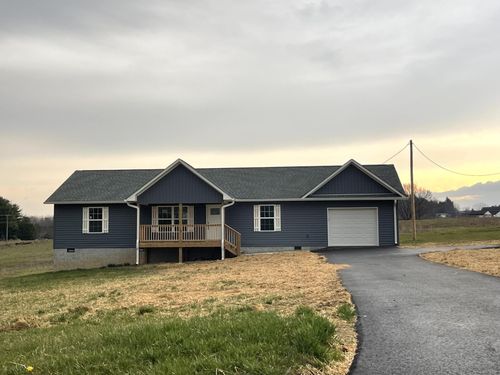 67 Sievers Rd, Pikeville, TN, 37367-7241 | Card Image