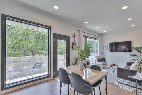 205-920 South St, Nashville, TN, 37203-5728 | Card Image