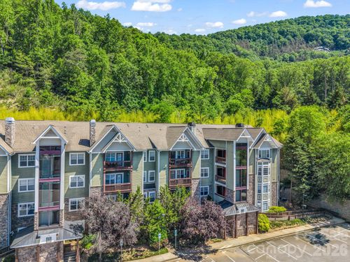 3b-2000 Olde Eastwood Village Blvd, Asheville, NC, 28803-1791 | Card Image