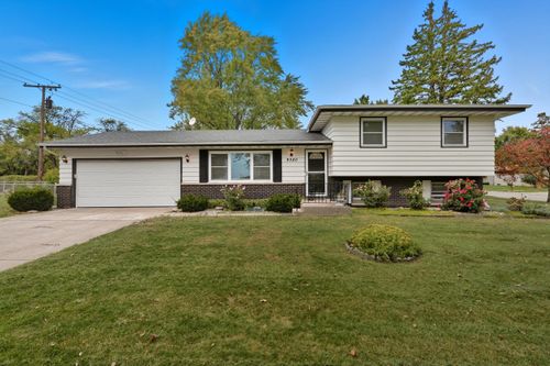 9380 Roosevelt Pl, Crown Point, IN, 46307-1844 | Card Image