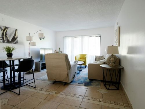 apt-105-1920 N Congress Ave, West Palm Beach, FL, 33401-1692 | Card Image