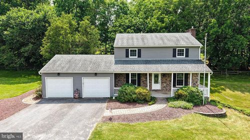 70 N Oneil St, MOHNTON, PA, 19540-1226 | Card Image