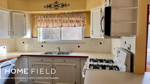 5384 Ameno Ln, Swartz Creek, MI, 48473-8830 | Card Image