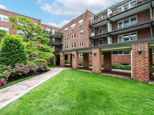 apt-3a-32 Pearsall Ave, Glen Cove, NY, 11542-3013 | Card Image