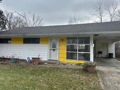 1315 Newport Drive, Springfield Twp., OH, 45231 | Card Image