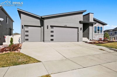 6458 Cumbre Vista Way, House other with 4 bedrooms, 2 bathrooms and 3 parking in Colorado Springs CO | Image 3