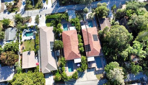 2047 Roselawn St, SARASOTA, FL, 34231-4529 | Card Image