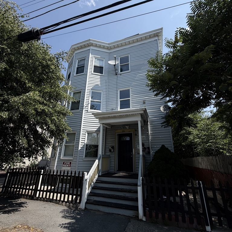 Residential Lease in Lynn