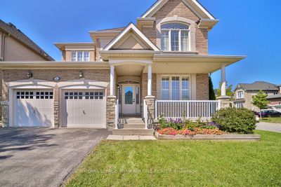 8 Dunegrass Way, House other with 4 bedrooms, 3 bathrooms and 6 parking in Brampton ON | Image 2