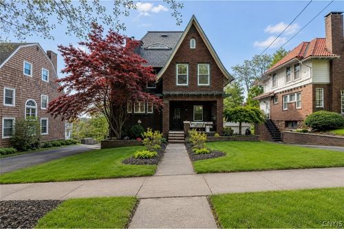 107 Summit Ave, Syracuse, NY, 13207-1334 | Card Image