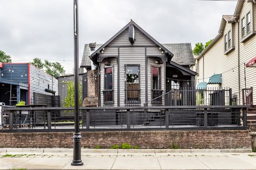 915 Broad Ripple Ave, Indianapolis, IN, 46220-1937 | Card Image