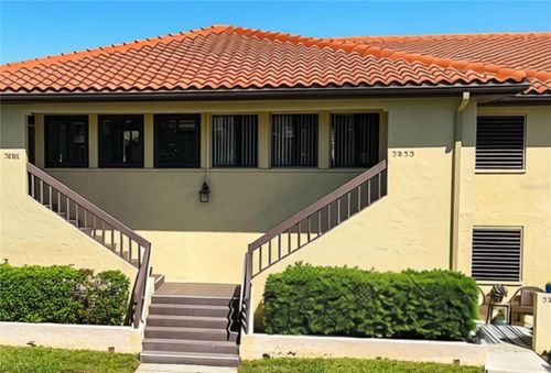 27-5231 Lake Village Dr, SARASOTA, FL, 34235-2045 | Card Image