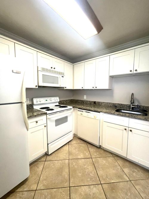 263 Brittany F, Delray Beach, FL, 33446-1107 | Card Image