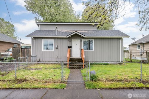 1123 7th Ave, Longview, WA, 98632-3124 | Card Image