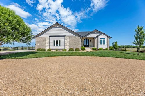 6750 S Hertzler Rd, Halstead, KS, 67056-9407 | Card Image