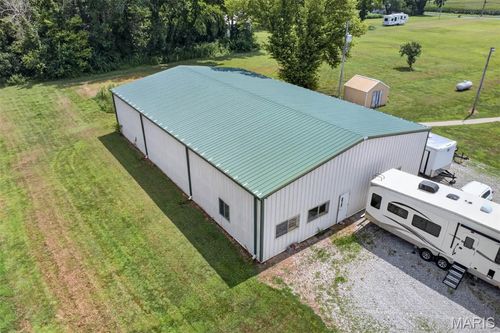 1101 Kildeer Rd, Greenville, IL, 62246-2407 | Card Image