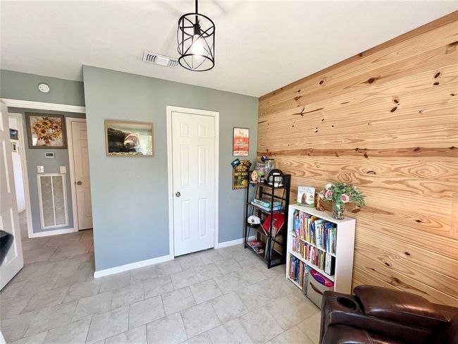 7041 Avenue R, House other with 3 bedrooms, 2 bathrooms and 2 parking in Santa Fe TX | Image 9
