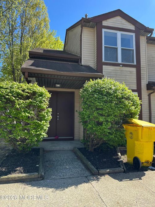 1000-402 Woodlake Manor Drive, Lakewood, NJ, 08701 | Card Image