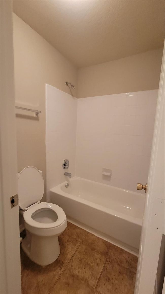 2411 Lofty Falls Ct, House other with 4 bedrooms, 3 bathrooms and 2 parking in Spring TX | Image 23