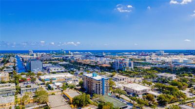 903 - 1625 Se 10th Ave, Condo with 2 bedrooms, 2 bathrooms and null parking in Fort Lauderdale FL | Image 1