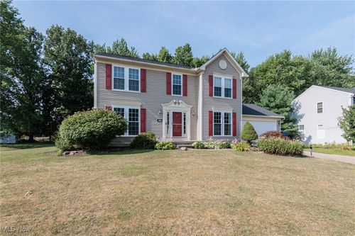 5066 Fitch Dr, Sheffield Village, OH, 44054-2479 | Card Image