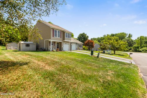 4 Westchester Ct, Clifton Park, NY, 12065-7519 | Card Image