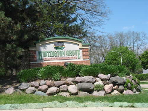 607-1840 Huntington Blvd, Hoffman Estates, IL, 60169-6747 | Card Image