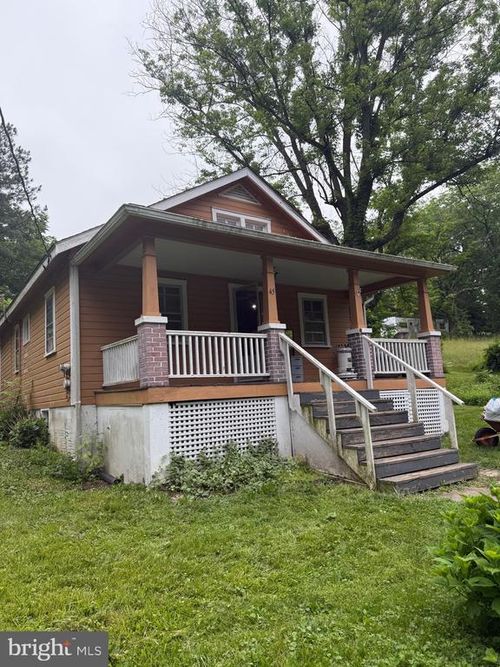 45 Pansy Ln, PAW PAW, WV, 25434-3197 | Card Image