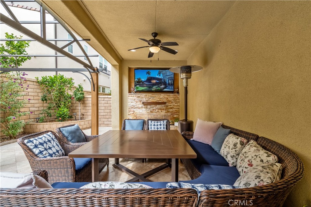 Residential in Lake Forest 3