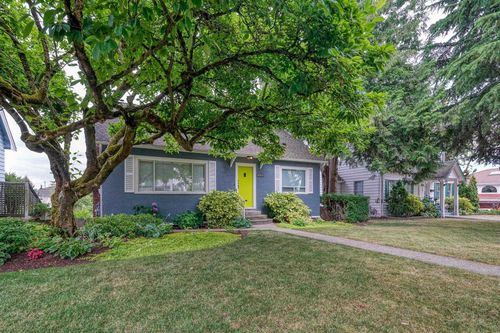 1838 Edinburgh St, New Westminster, BC, V3M2X3 | Card Image