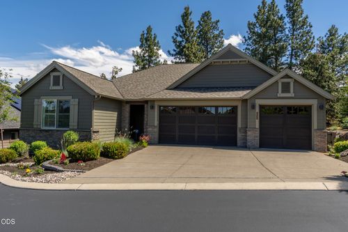 2533 Nw Pine Terrace Dr, Bend, OR, 97703-7552 | Card Image