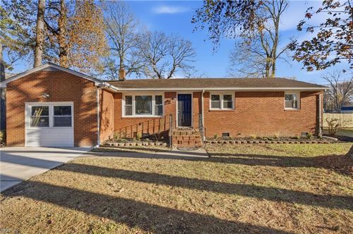 3813 Magnolia Dr, Portsmouth, VA, 23703-2618 | Card Image