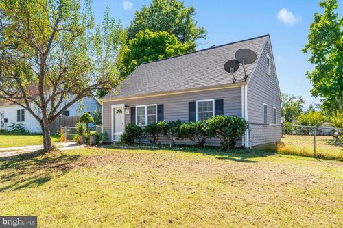 121 Cabbel Dr, MANASSAS PARK, VA, 20111-2342 | Card Image