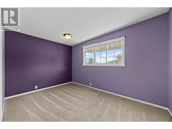 135 Whiteshield Cres, House other with 5 bedrooms, 3 bathrooms and null parking in Kamloops BC | Image 20