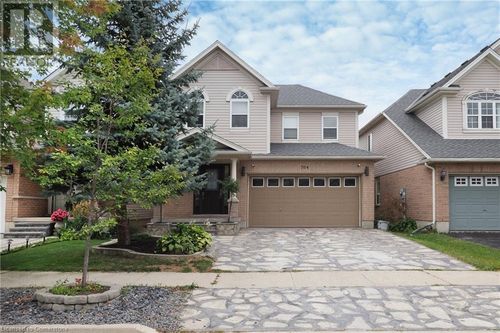 764 Karlsfeld Rd, Waterloo, ON, N2T2X2 | Card Image