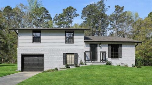 8977 Dorsey Rd, Riverdale, GA, 30274-4615 | Card Image